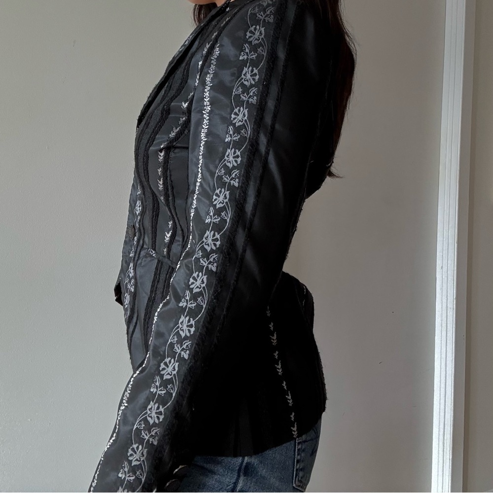 Vintage Gothic Whimsigoth Black Satin Blazer with Silver Embroidery - Picture 5 of 9